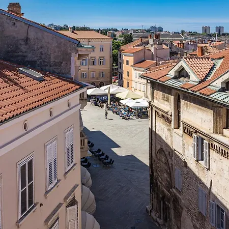 Apartment Capitolina Apartmens Old Town