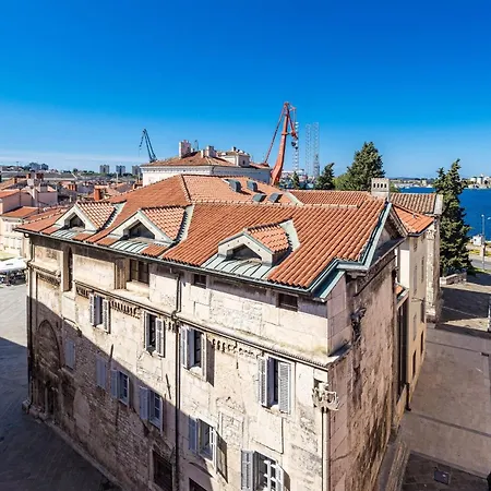 Lejlighed Capitolina Apartmens Old Town *